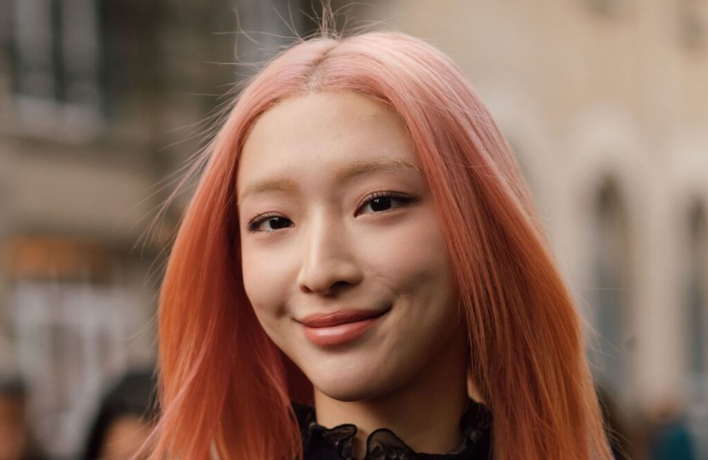 En Corée, cette technique de comblement des sourcils s’impose comme une nouvelle tendance capillaire